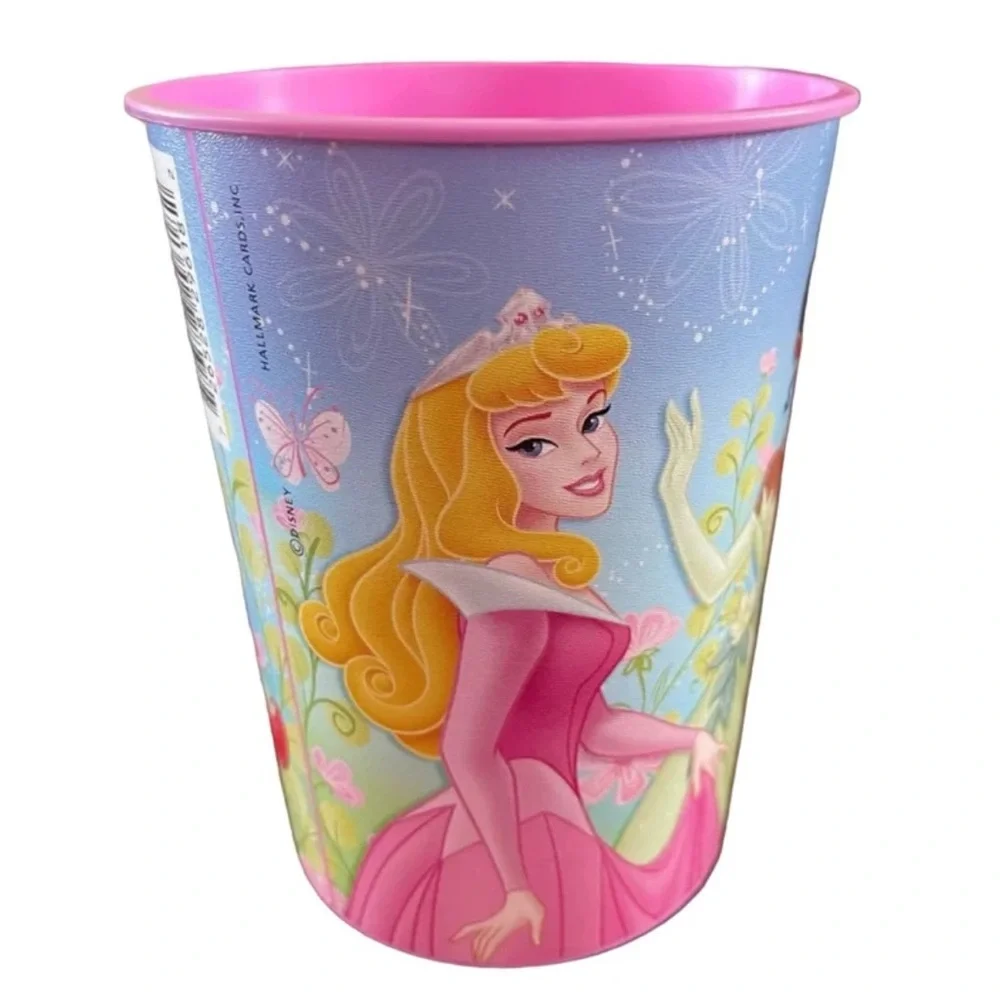 DISNEY Hallmark Party Princess Plastic Kids Cup New